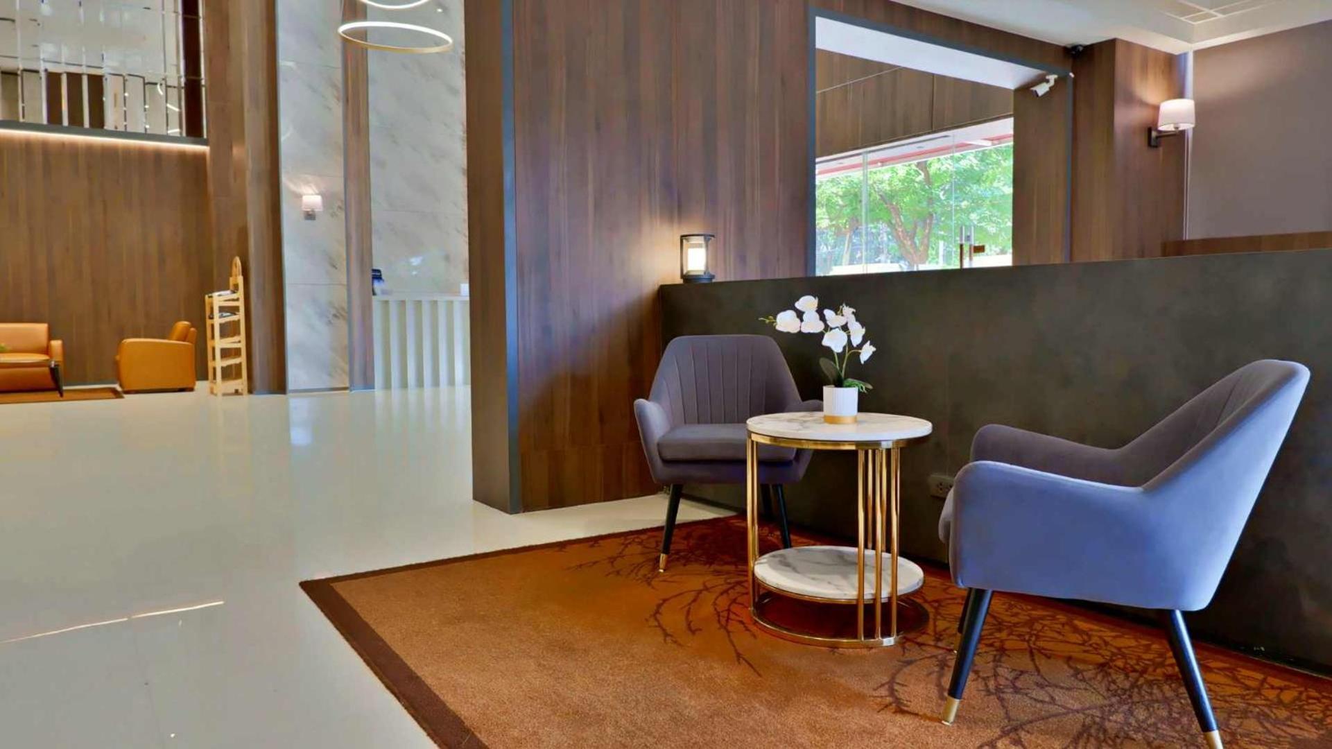 Grand Asoke Suites Boutique Residence Banguecoque Exterior foto