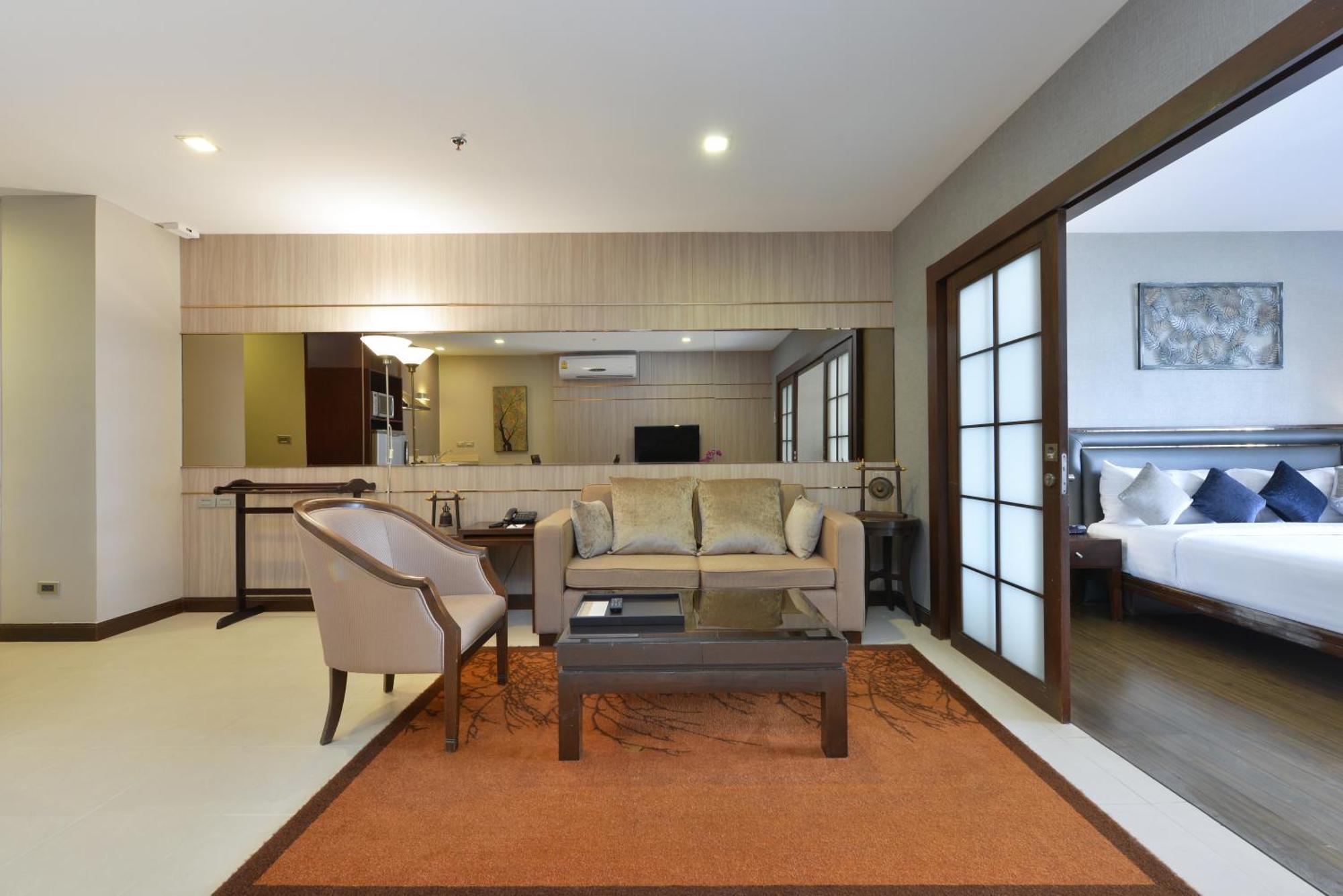 Grand Asoke Suites Boutique Residence Banguecoque Exterior foto
